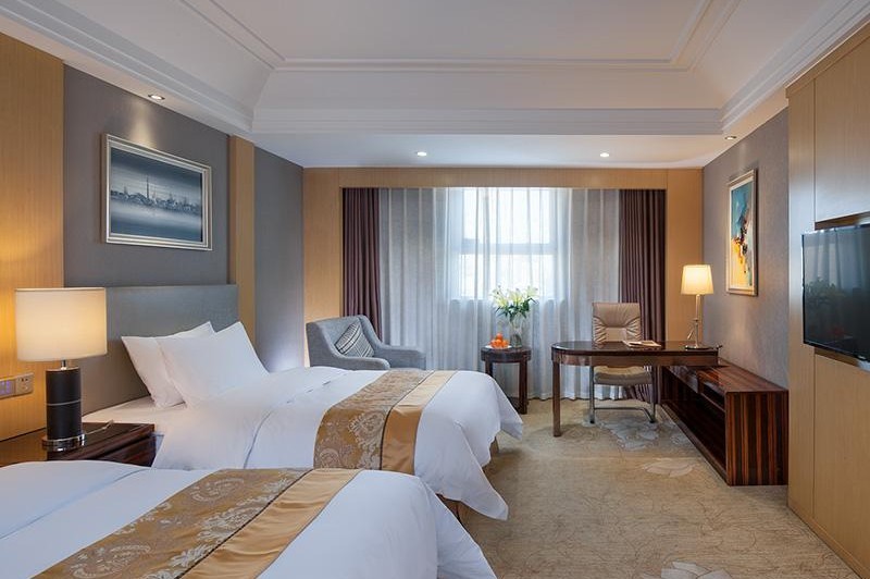 How to Change Traditional Hotels in Wisdom Hotels